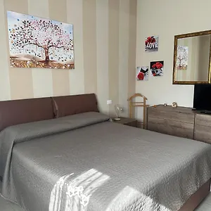 casa-alessia.it-tuscanyhotel.com/